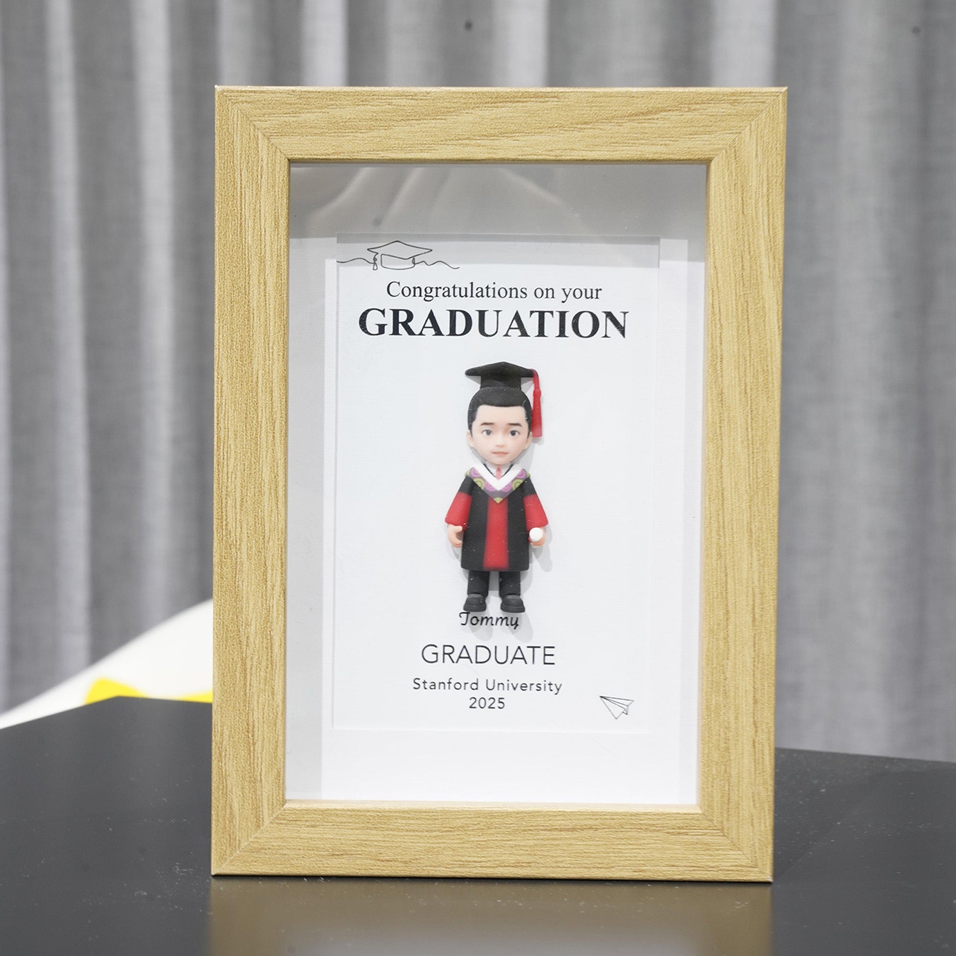 Custom 3D Printed Graduation Figurine Frame - Personalized Graduate Gift - OOOMG