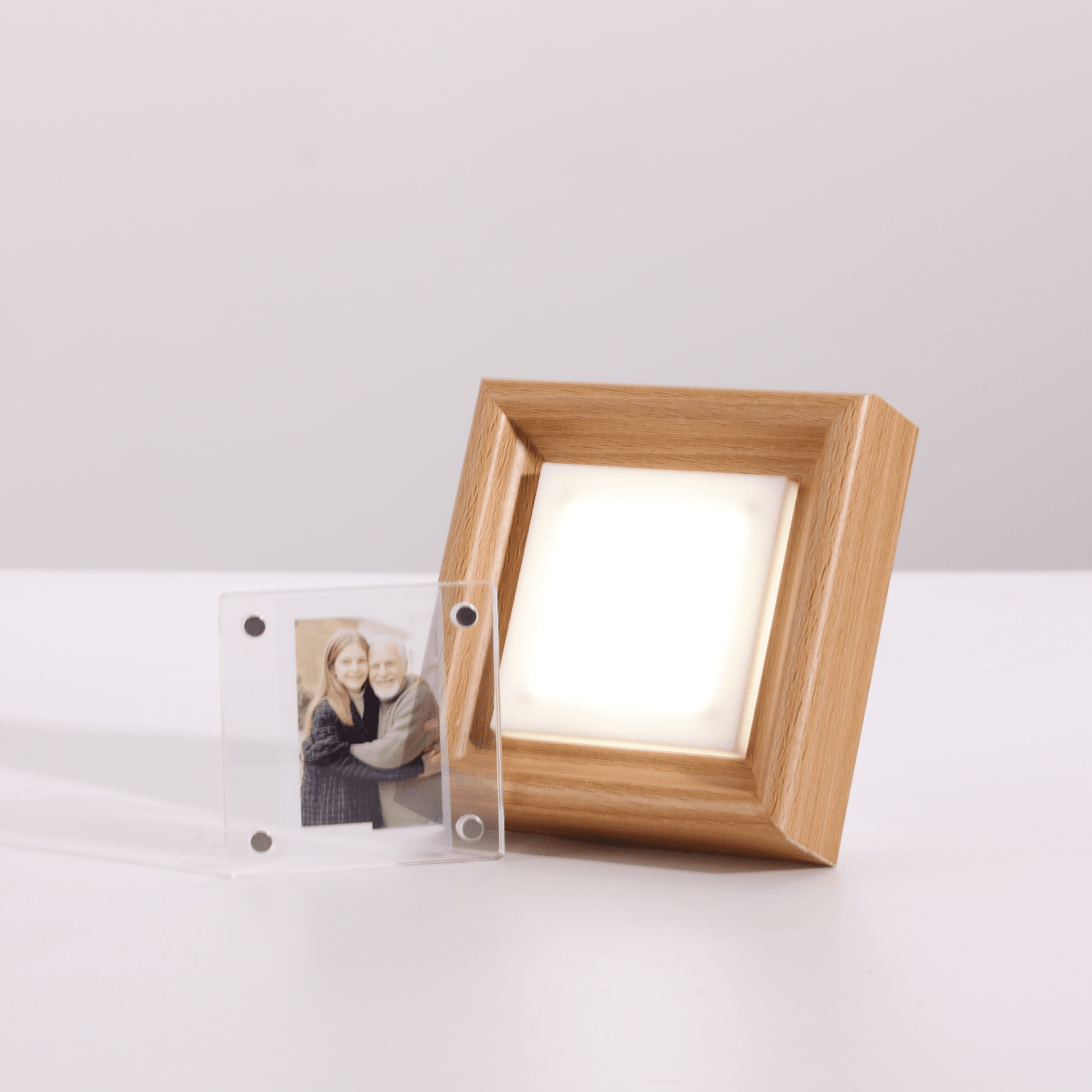 Customized Acrylic Frame with Backlight and Changeable Photos - OOOMG